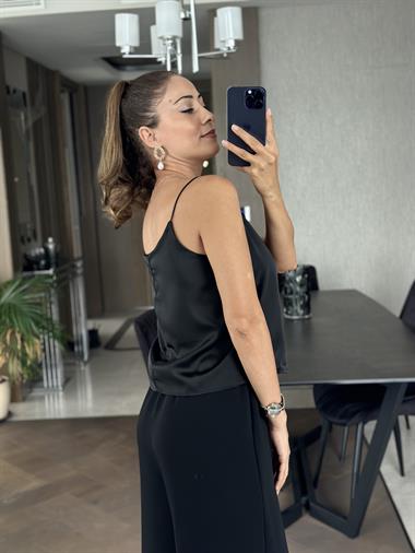 Siyah Askıları Lastik Saten Kadın Bluz