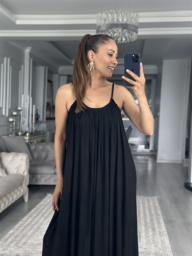 Siyah Askılı Eteği Saçaklı Salaş Midi Boy Kadın Elbise