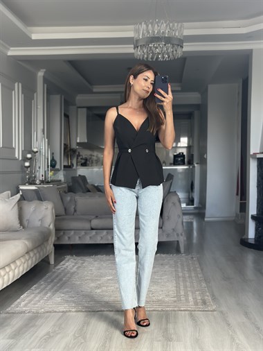 Siyah Askılı Silver Düğmeli Kadın Bluz Yelek