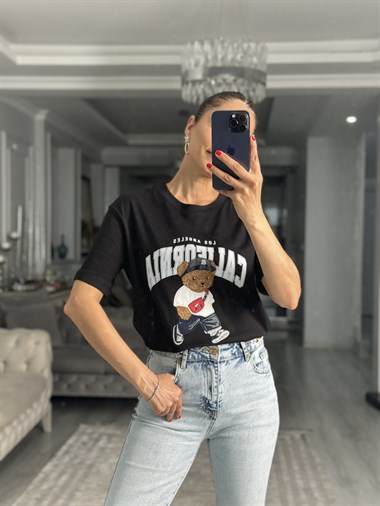 Siyah Ayıcık Nakışlı Bisiklet Yaka Kadın T-Shirt