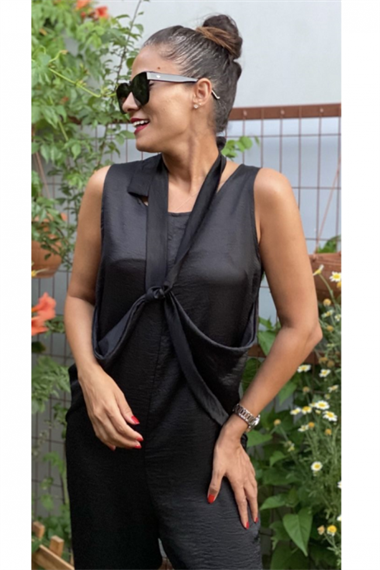 Siyah Bağlama Detay Aerobin Tulum