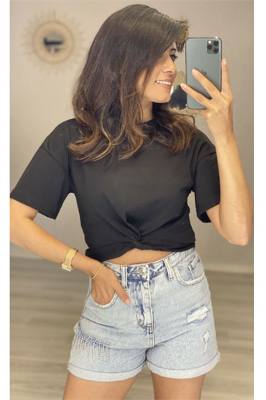 Siyah Bağlama Detay T-Shirt