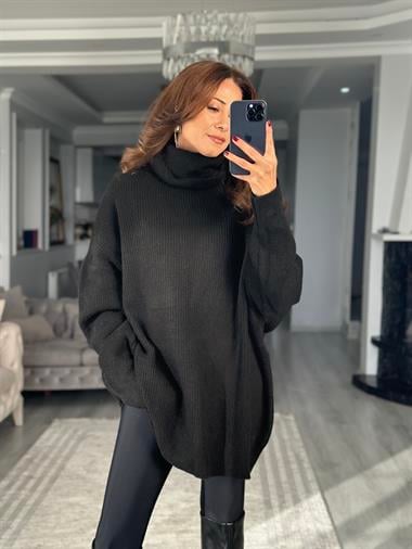 Siyah Balıkçı Yaka Geniş Kadın Triko Kazak