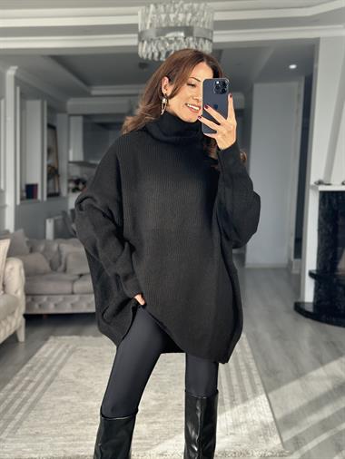 Siyah Balıkçı Yaka Geniş Kadın Triko Kazak