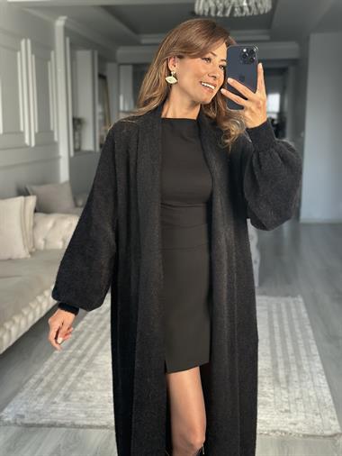 Siyah Balon Kol Sakallı Uzun Kadın Triko Hırka 