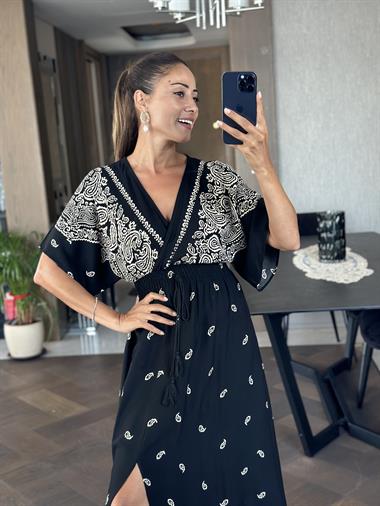 Siyah Bej Desenli Beli Lastikli Önü Yırtmaçlı Midi Boy Viskon Kadın Elbise 