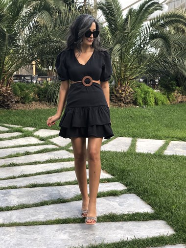 Siyah Bel Dekolteli Toka Detaylı Mini Kadın Elbise