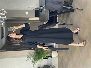 Siyah Bel Pilili Kuşaklı Elbise