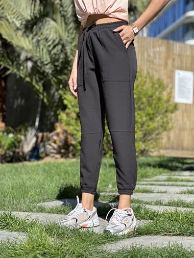 Siyah Bel Ve Paça Lastikli Atlas Kumaş Jogger Kadın Pantolon