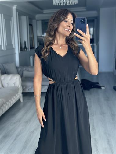 Siyah Beli Lastikli Bağcıklı Dekolteli Midi Boy Kadın Elbise