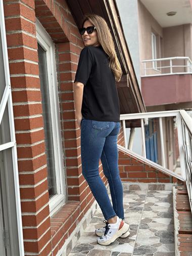 Siyah Bisiklet Yaka Arka Damla Detay Kısa Kol Merserize Kadın Bluz