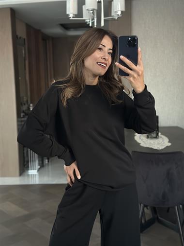 Siyah Bisiklet Yaka Eteği Ve Paçası Kesik İkili Kadın Takım