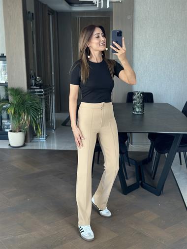 Siyah Bisiklet Yaka Kısa Kol Kadın Crop Body