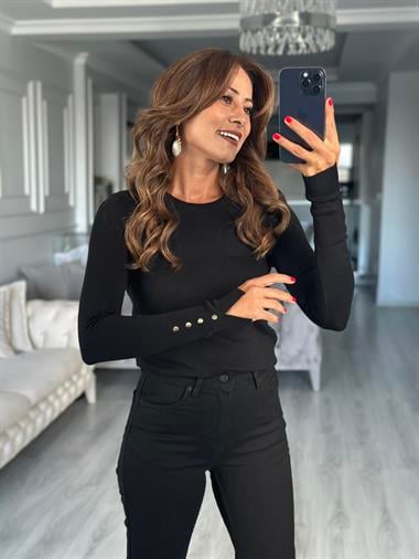 Siyah Bisiklet Yaka Kol Ucu Düğme Detay Kadın Triko Kazak