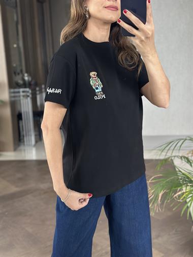 Siyah Bisiklet Yaka Kol Ucu Yazı Nakışlı  Ayıcık  Kadın T-Shirt 