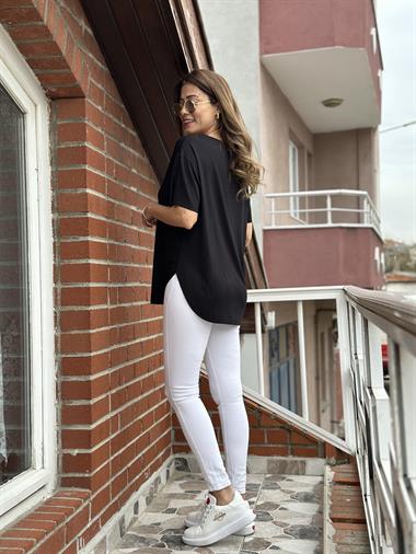 Siyah Bisiklet Yaka  Kolu Ve Eteği Lazer Kesim Kadın T-Shirt