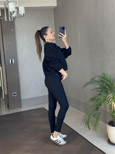 Siyah Bisiklet Yaka Kurdele Detaylı Şardonlu Kadın Sweatshirt