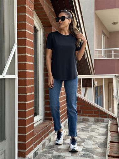 Siyah Bisiklet Yaka Lazer Kesim Modal Kadın T-Shirt