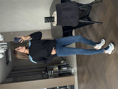 Siyah Bisiklet Yaka Omuzları Jean Detay İki İplik Kadın Sweatshirt