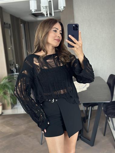 Siyah Bisiklet Yaka Transparan Triko Kadın Crop Kazak