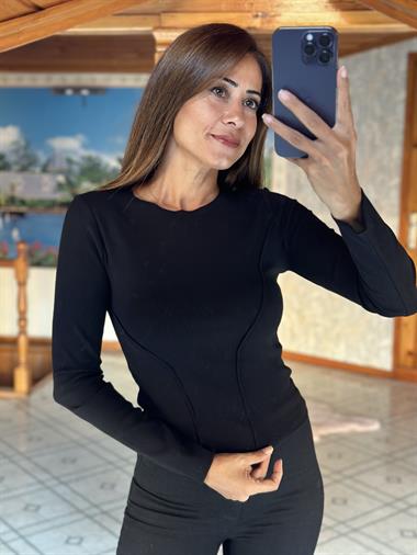 Siyah Bisiklet Yaka Uzun Kol Dikiş Detay Kadın Bluz