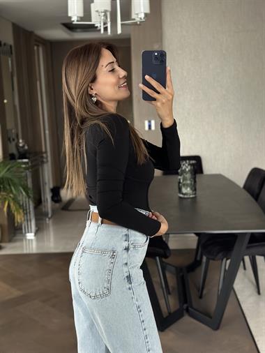 Siyah Bisiklet Yaka Uzun Kol Eteği Parçalı Kadın Crop Body