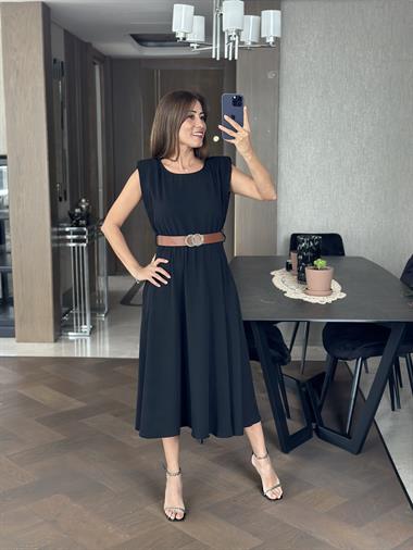 Siyah Bisiklet Yaka Vatkalı Kemerli Aerobin Kadın Elbise