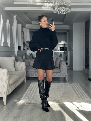 Siyah Boğazlı Panço Kesim Kadın Triko Kazak