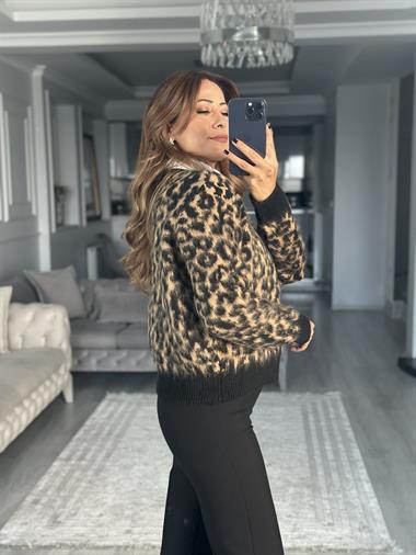 Siyah Camel Leopar Desen Bisiklet Yaka Kadın Triko Kazak