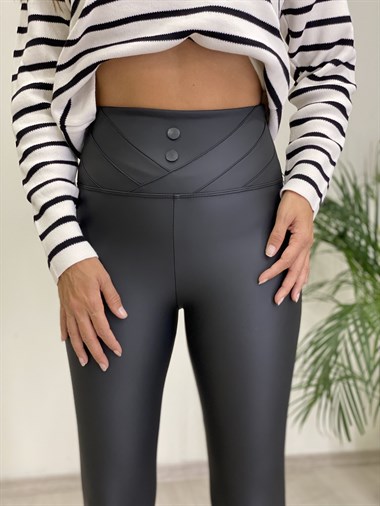 Siyah Çapraz Dikişli Düğme Detay Mat Deri Kadın Tayt