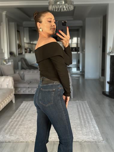 Siyah Carmen Yaka Fermuarlı Ottoman Kadın Bluz