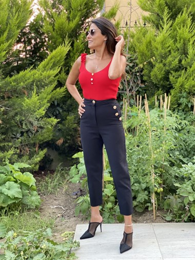 Siyah Cebi Üç Düğme Detay Gabardin Kadın Pantolon