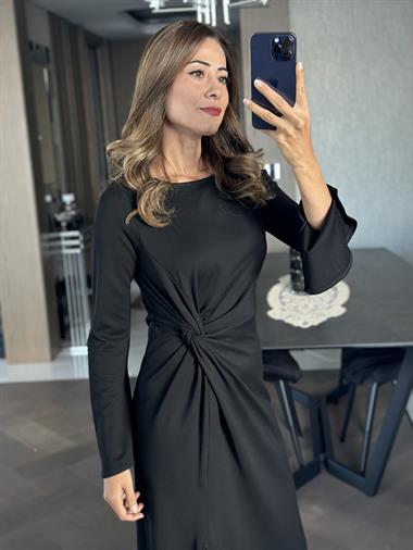 Siyah Çelik Örme Burgu Detay Yırtmaçlı Kadın Elbise