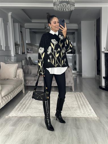 Siyah Çiçek Desenli Bisiklet Yaka Kadın Kazak