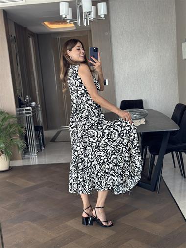 Siyah Çiçek Desenli Kruvaze Yaka İki Cepli Kadın Elbise 