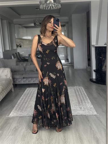 Siyah Çiçek Desenli Ön Arka V Yaka Maksi Boy Şifon Kadın Elbise 
