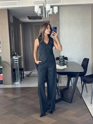 Siyah Çizgili Karol Yelek Pantolon Kadın Maskülen Alt Üst Takım