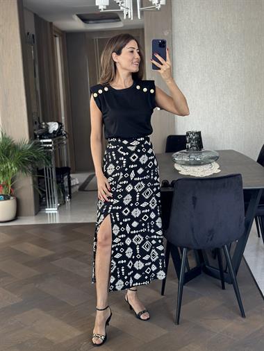 Siyah Desenli Tek Yırtmaçlı Viskon Kadın Etek