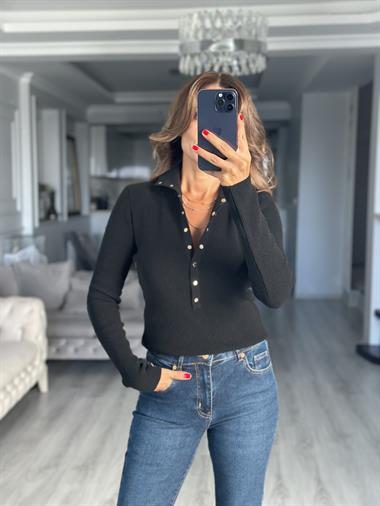 Siyah Dik Yaka Çıtçıt Düğmeli Kadın Triko Kazak