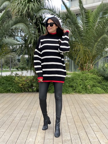 Siyah Dik Yaka Çizgili Triko Kadın Kazak