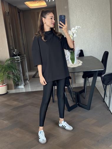 Siyah Dik Yaka Truvakar Kol Oversize Basic Kadın T-Shirt