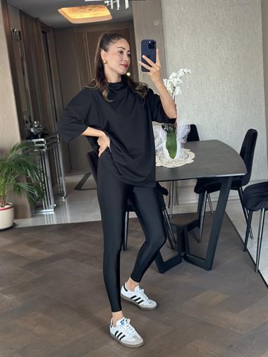 Siyah Dik Yaka Truvakar Kol Oversize Basic Kadın T-Shirt