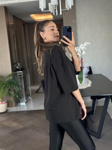 Siyah Dik Yaka Truvakar Kol Oversize Basic Kadın T-Shirt
