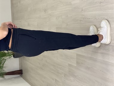 Siyah Dikiş Detay Üç İplik Kadın Eşofman Altı