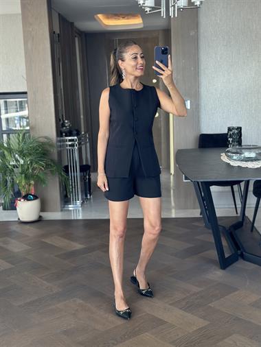 Siyah Dört Düğmeli Cep Detaylı Yelek Şort Kadın Alt Üst Takım