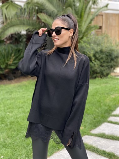 Siyah Eteği Dantelli Yarım Balıkçı Triko Kadın Kazak