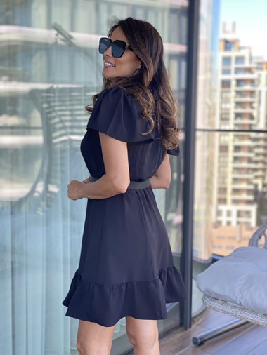 Siyah Eteği Ve Kolları Volanlı Belden Lastikli Kadın Elbise