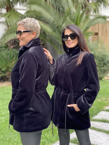 Siyah Fermuarlı Bel Bağcıklı Uzun Kadın Kürk