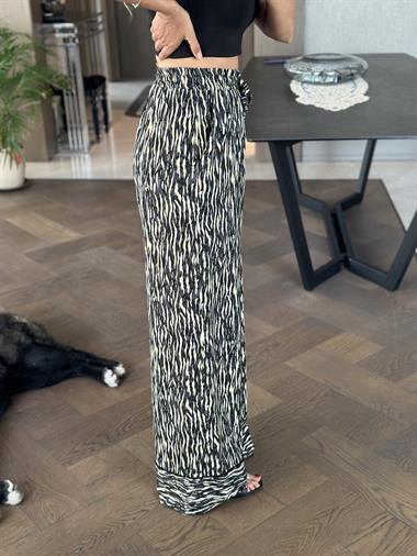 Siyah Füme Desenli Beli Lastikli Cepli Kadın Palazzo  Pantolon