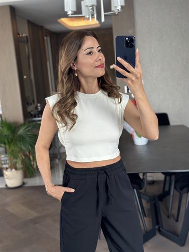 Siyah Gabardin Beli Lastikli Ve Bağcıklı Cepli Kadın Pantolon